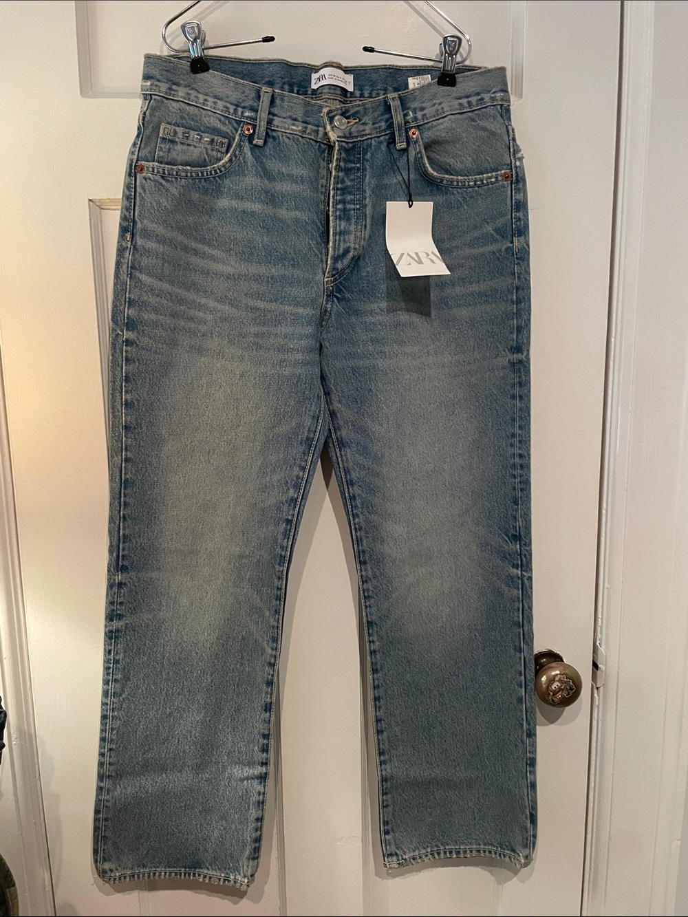 NWT Zara Women’s Faded Blue Relaxed Jeans